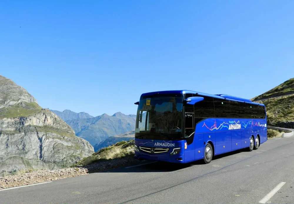 Autocar à Lourdes